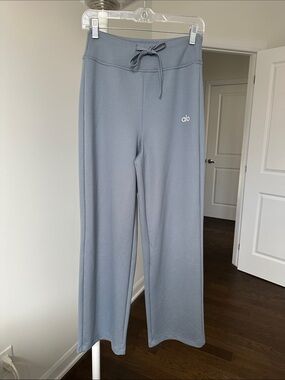 ALO Yoga Wide-Leg High waisted Soft Sweatpants